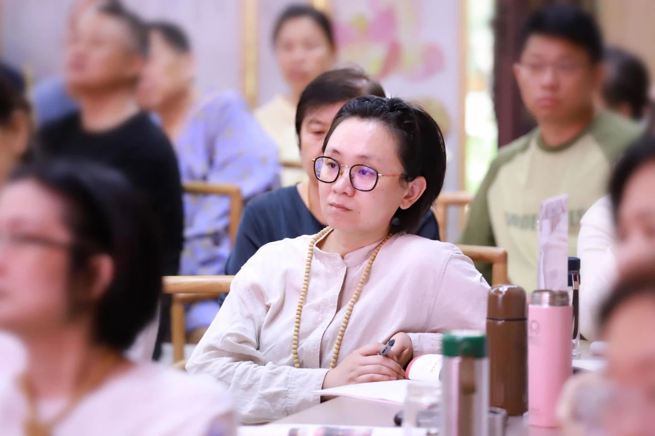 做最真實(shí)的自己，不要去做別人！